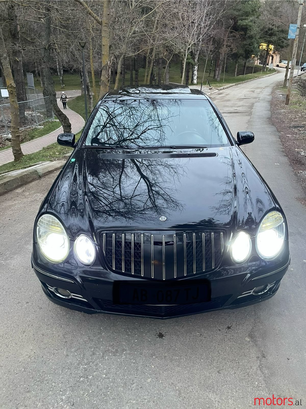 2007' Mercedes-Benz 320 photo #3