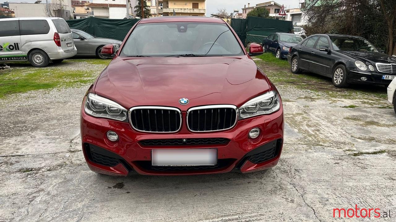 2015' BMW X6 M photo #1