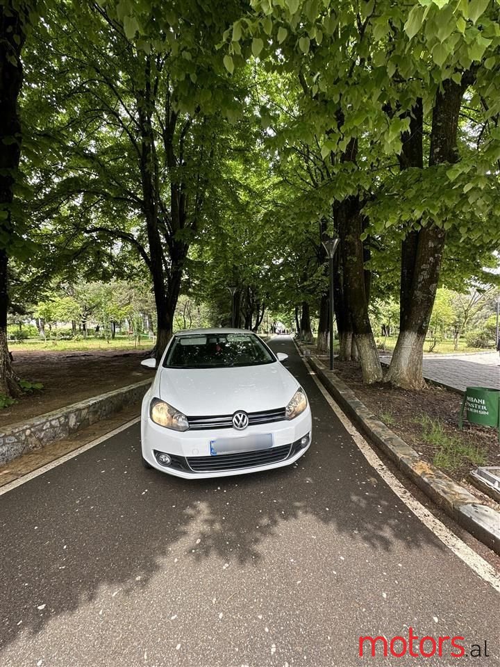 2012' Volkswagen Golf photo #5