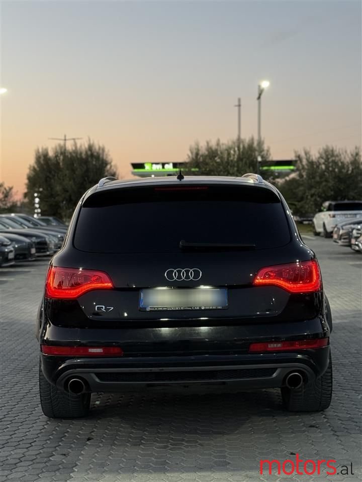2011' Audi Q7 photo #4