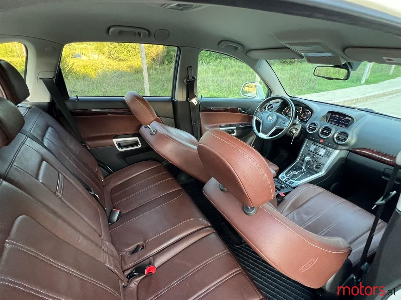 2011' Opel Antara photo #2