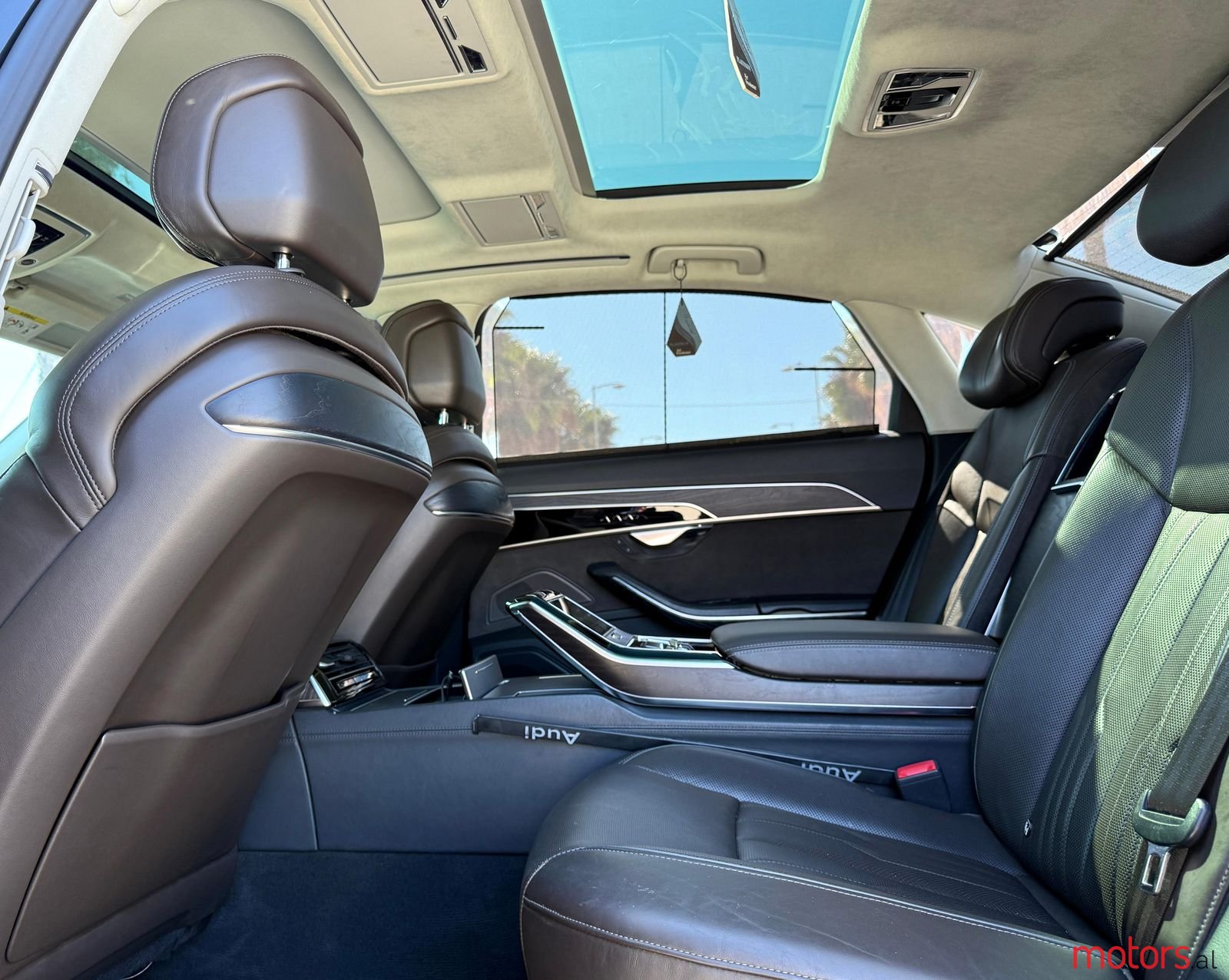 2020' Audi A8 photo #3