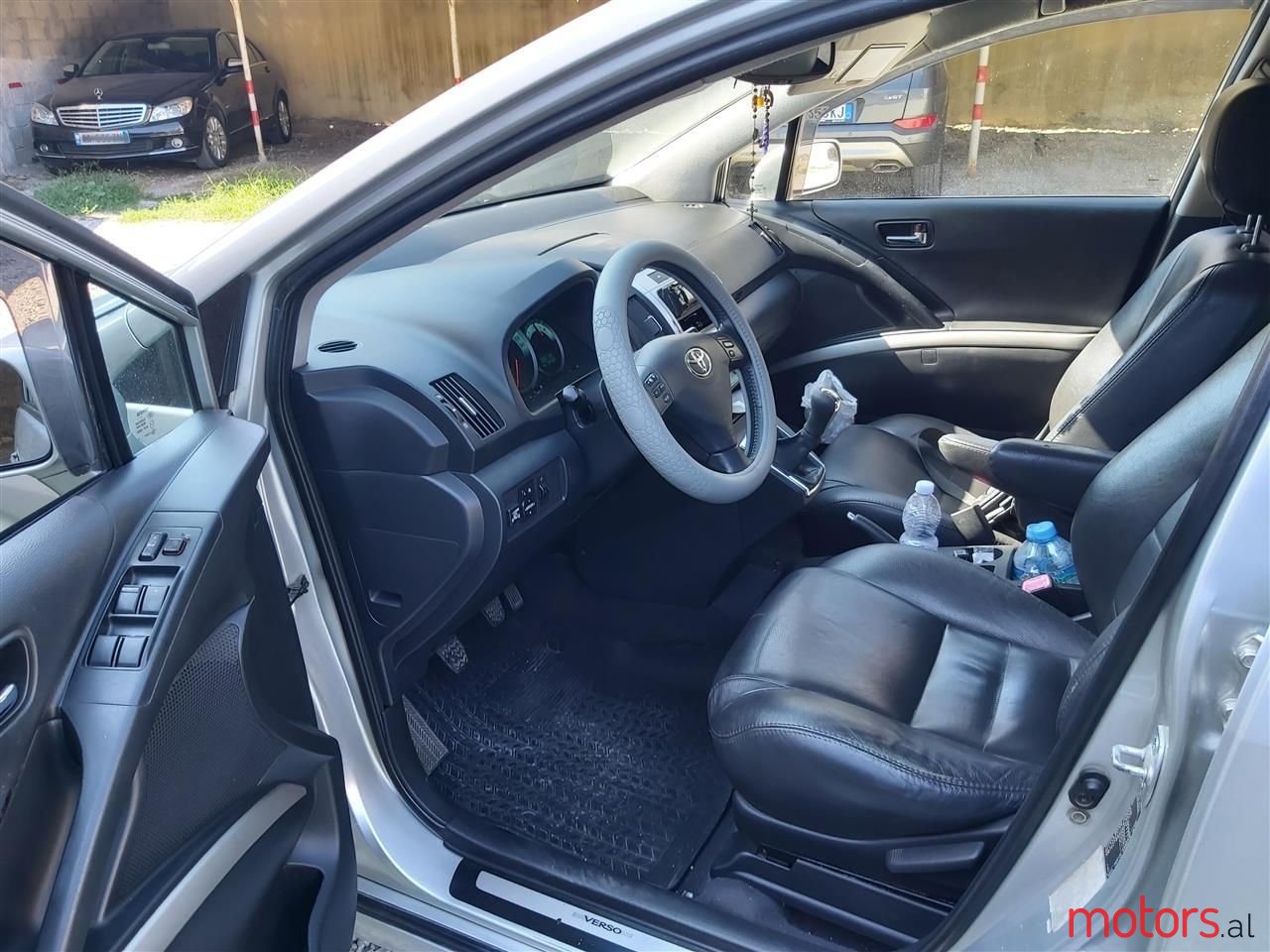 2007' Toyota Corolla Verso photo #2