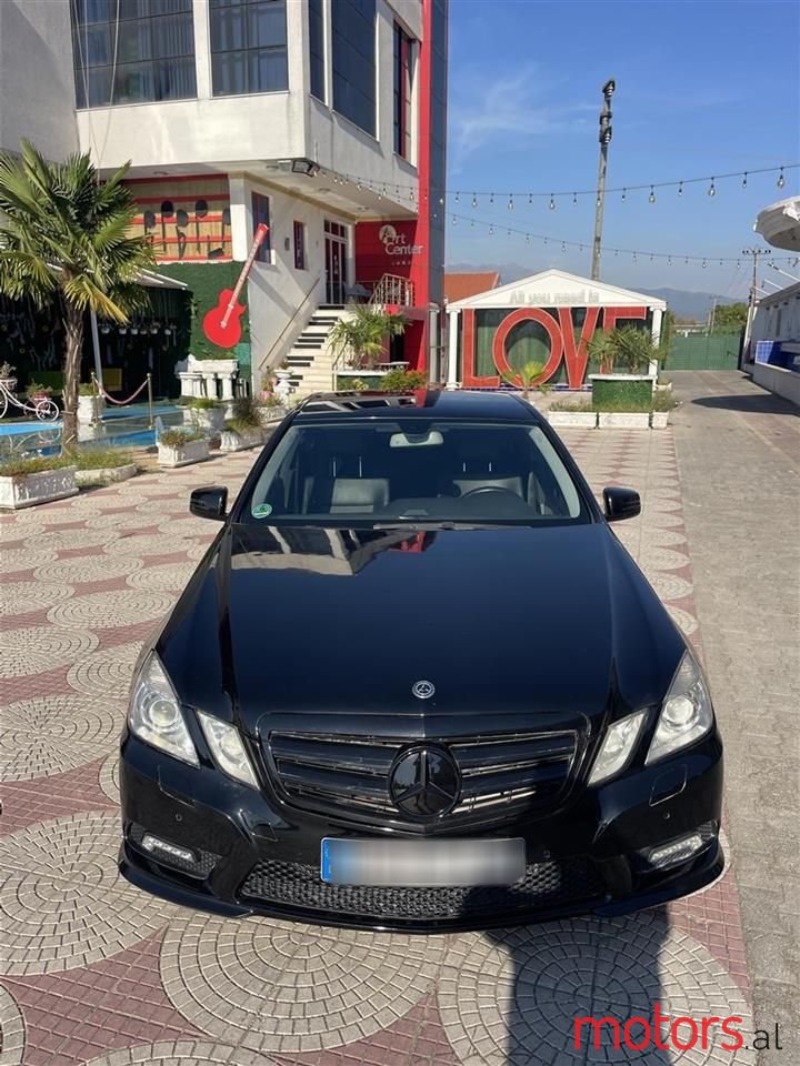 2009' Mercedes-Benz E 350 photo #6