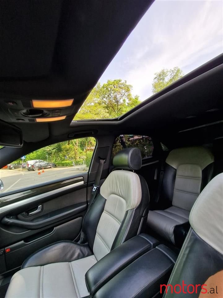 2008' Audi S8 photo #6