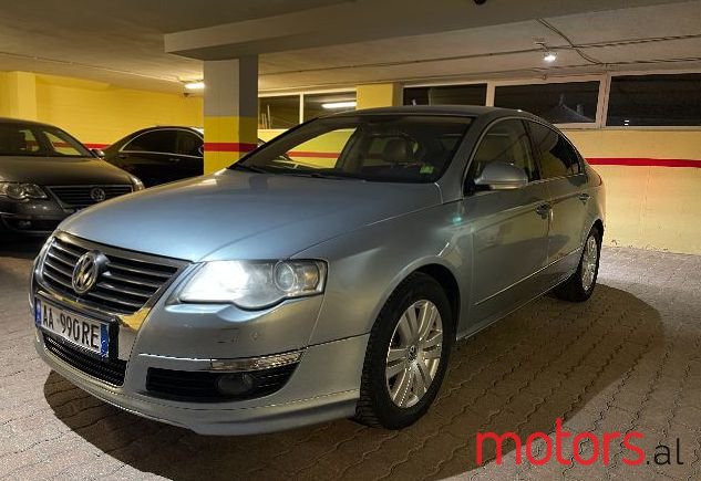 2007' Volkswagen Passat photo #1