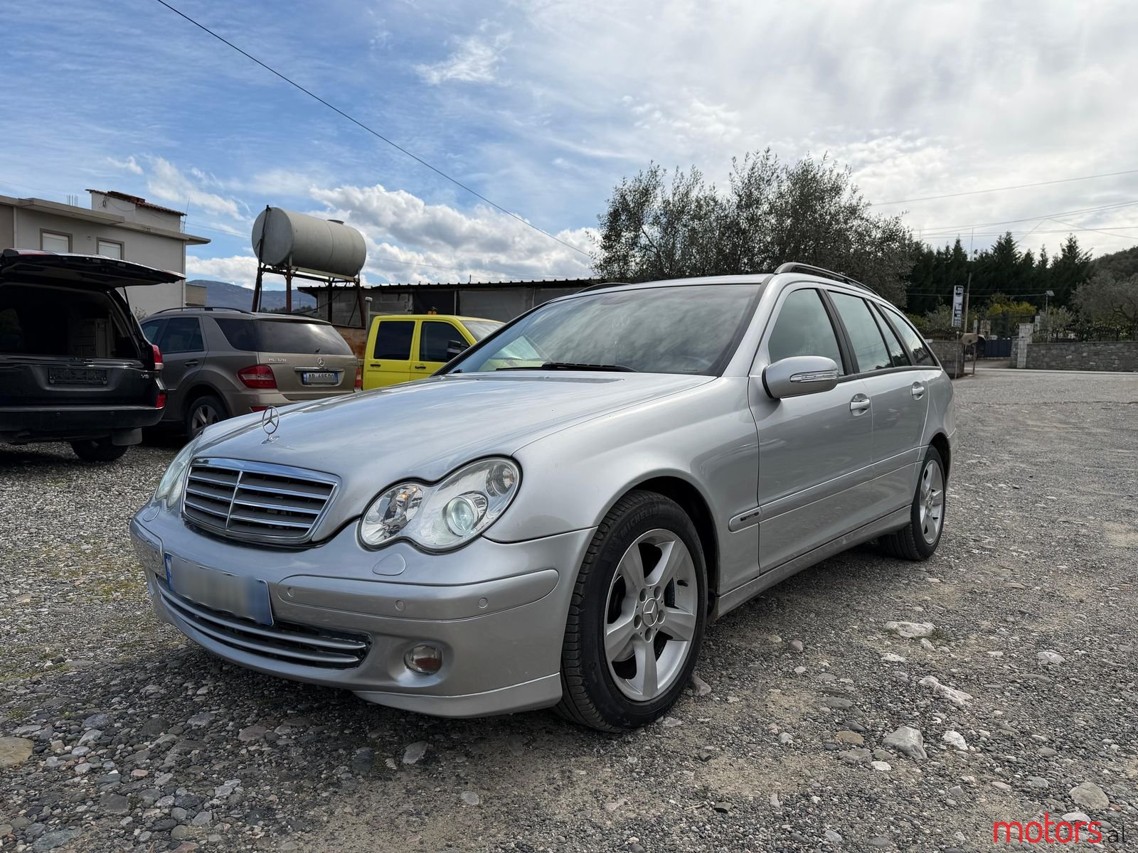 2005' Mercedes-Benz C 220 photo #1