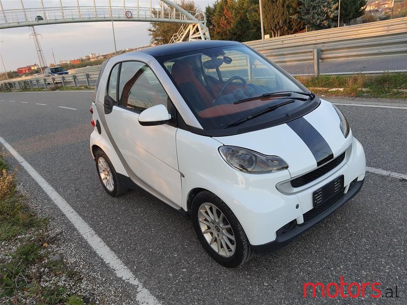 2009' Smart Fortwo photo #2