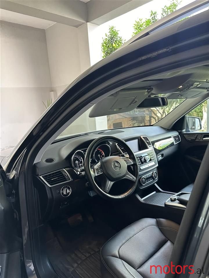 2013' Mercedes-Benz ML 350 photo #3