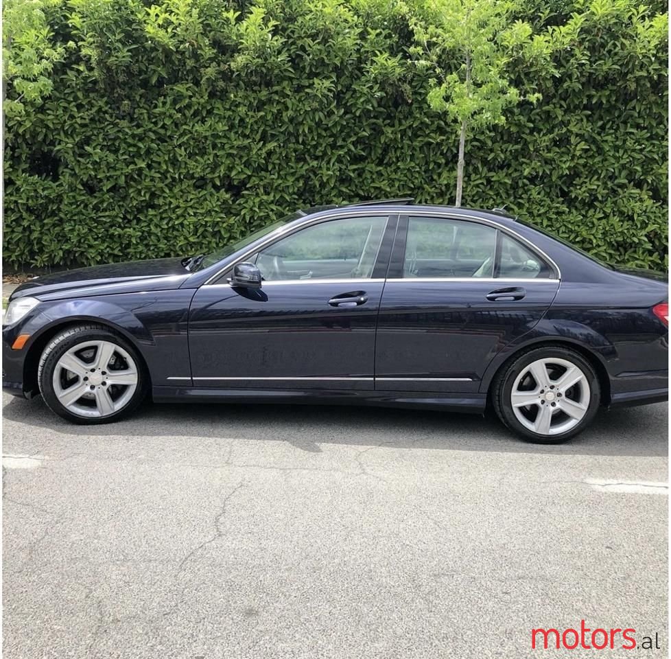 2010' Mercedes-Benz C 300 photo #5