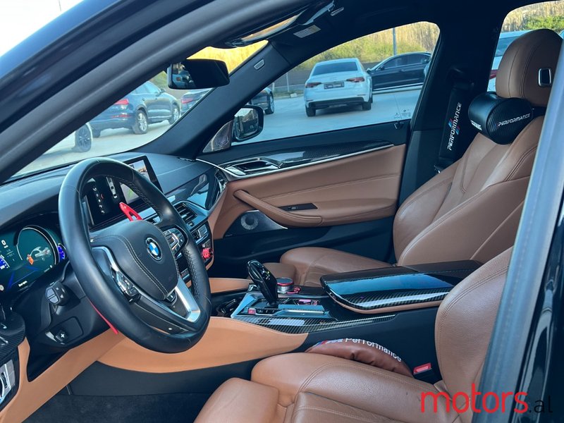 2019' BMW 520 photo #5