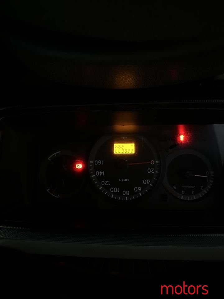 2008' Nissan Cabstar photo #3