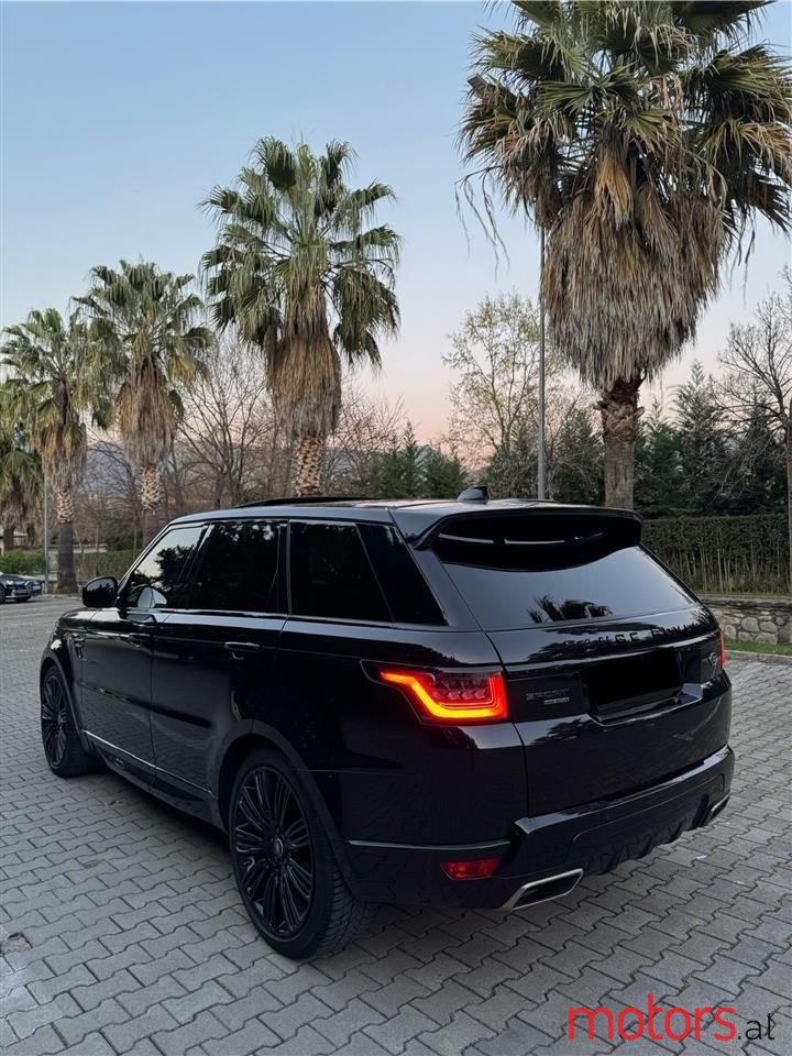 2019' Land Rover Range Rover Sport photo #3
