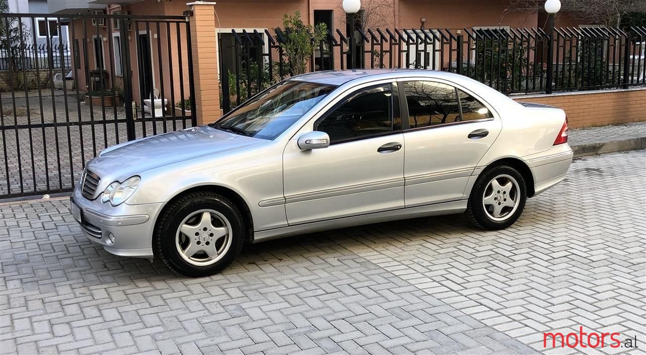 2005' Mercedes-Benz C 180 photo #3