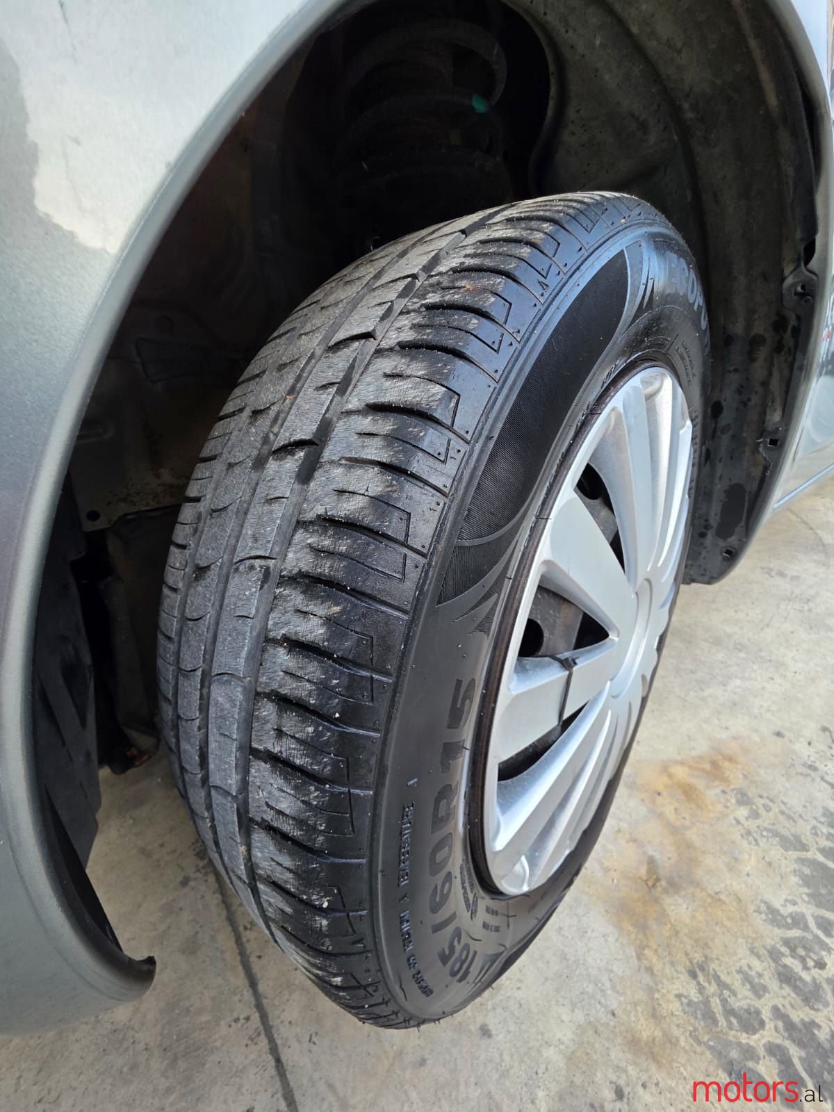 2007' Toyota Yaris photo #2