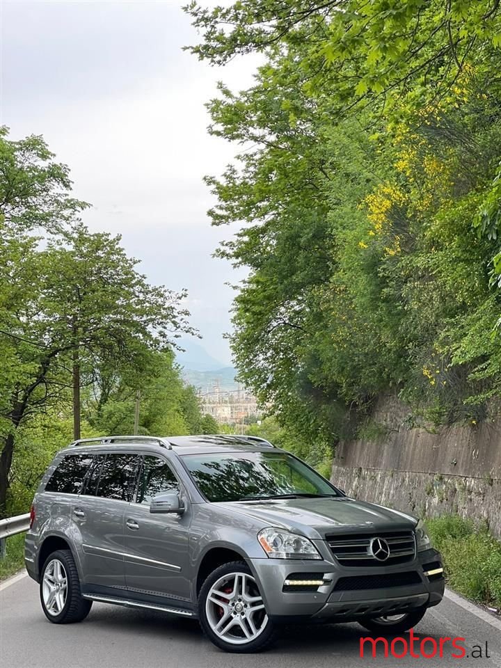 2011' Mercedes-Benz GL 350 photo #1