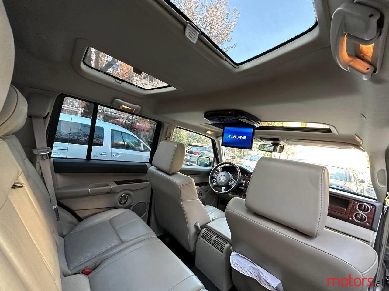 2007' Jeep Commander photo #3