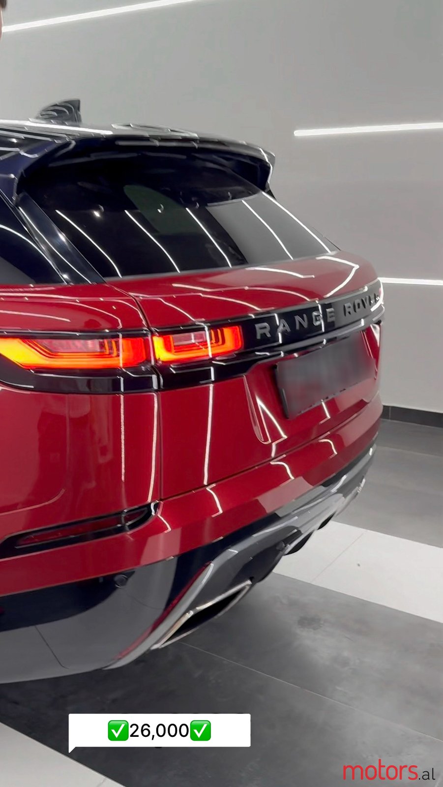 2019' Land Rover photo #6