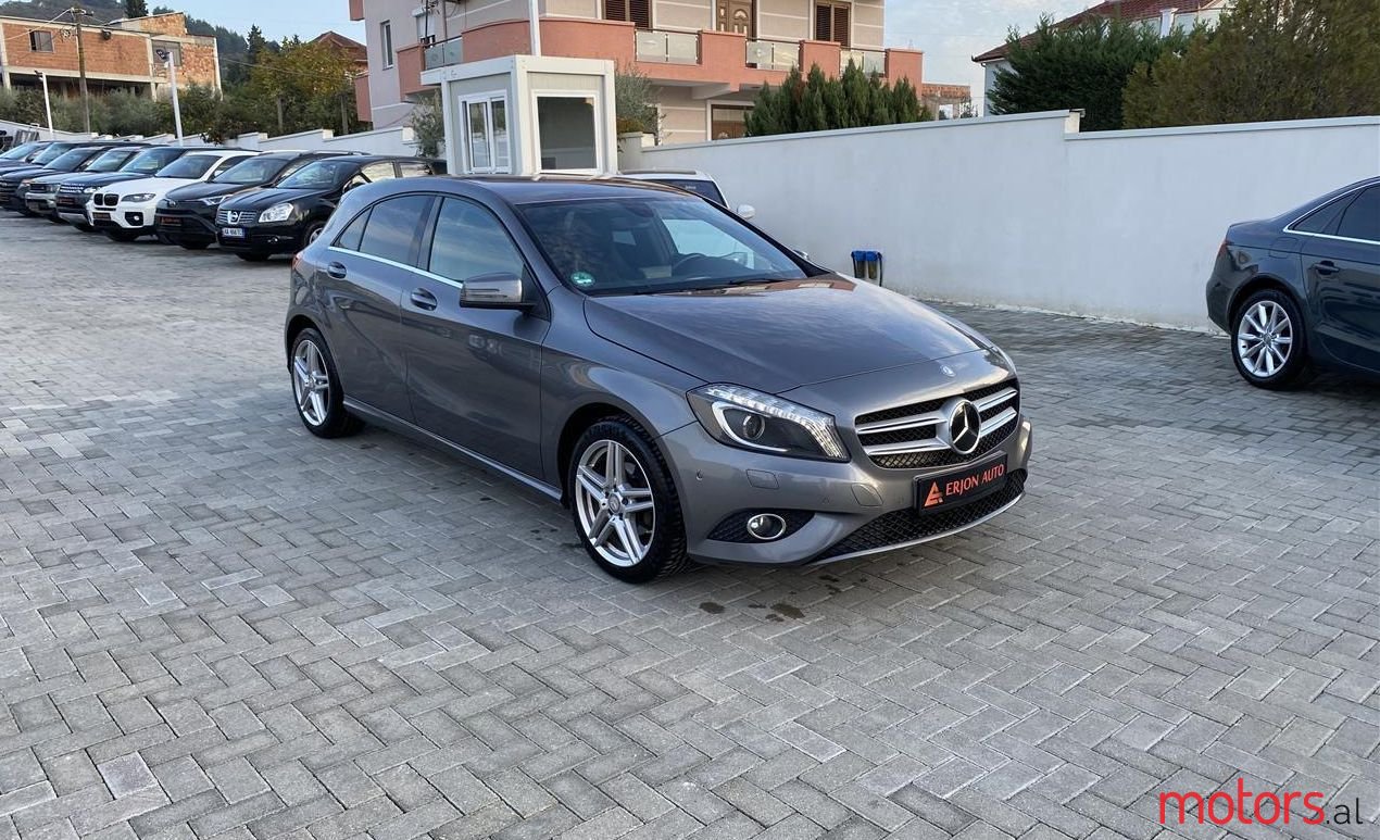 2014' Mercedes-Benz A 180 photo #1