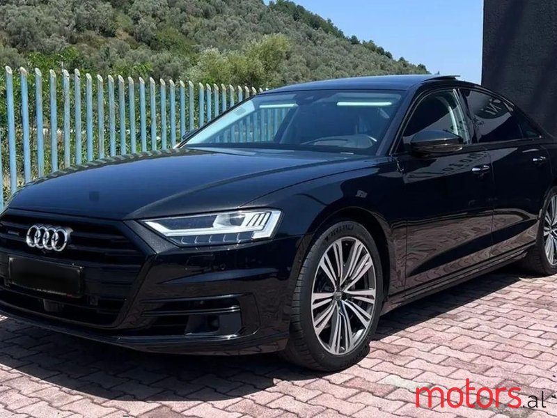 2018' Audi A8 photo #1