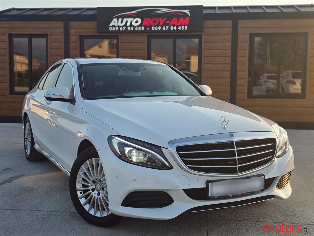 2015' Mercedes-Benz C 220 photo #2