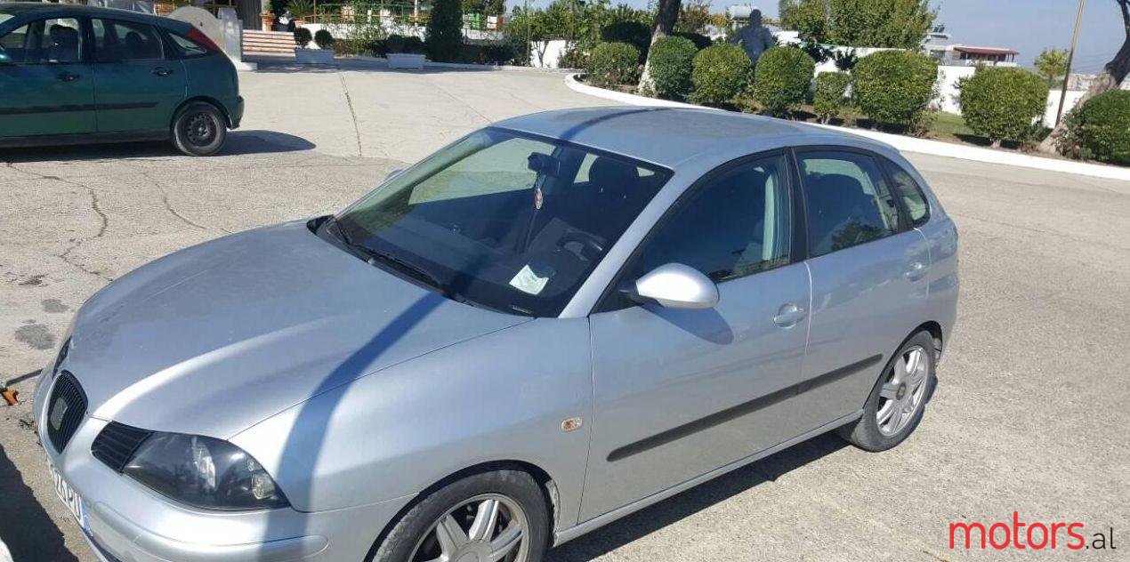 2005' SEAT Ibiza photo #1