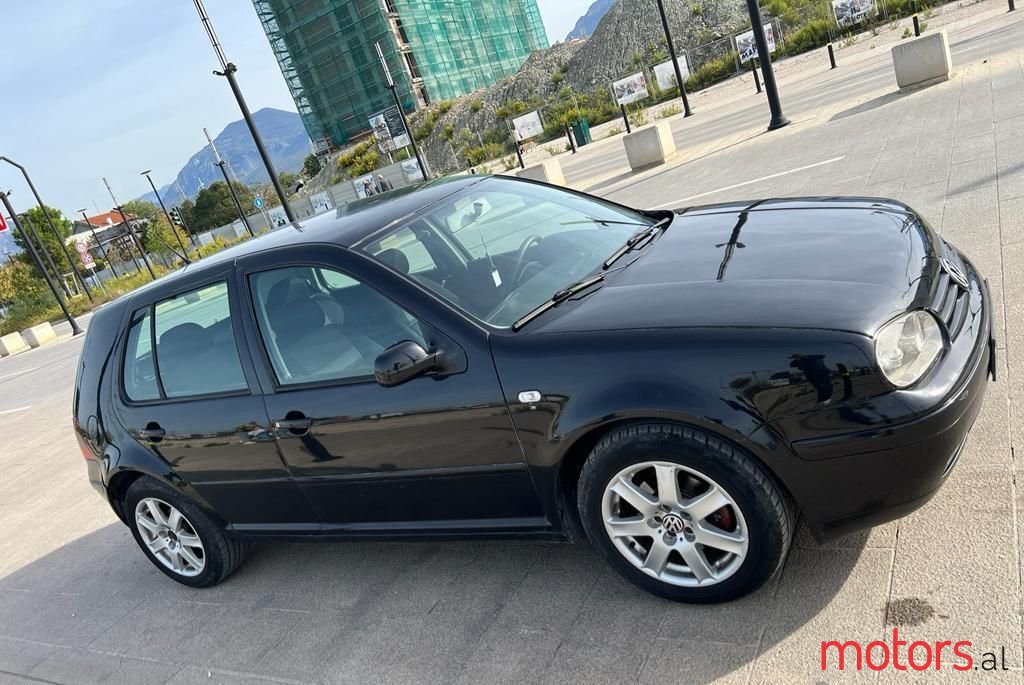 2000' Volkswagen Golf photo #2