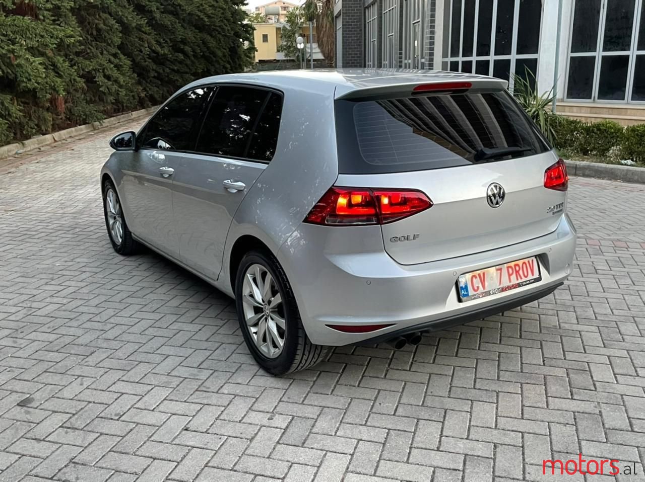 2013' Volkswagen Golf photo #3