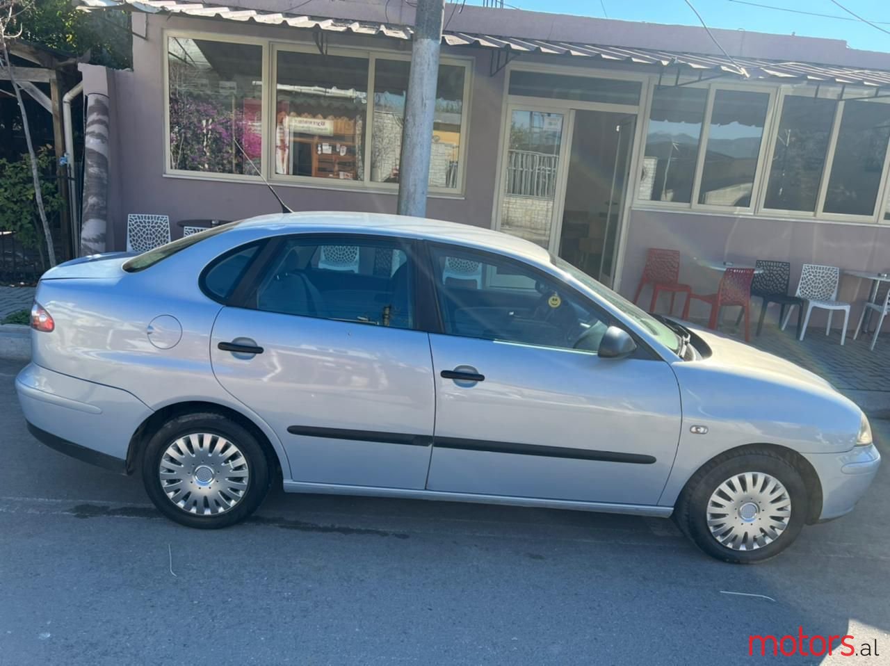 2003' SEAT Cordoba photo #2