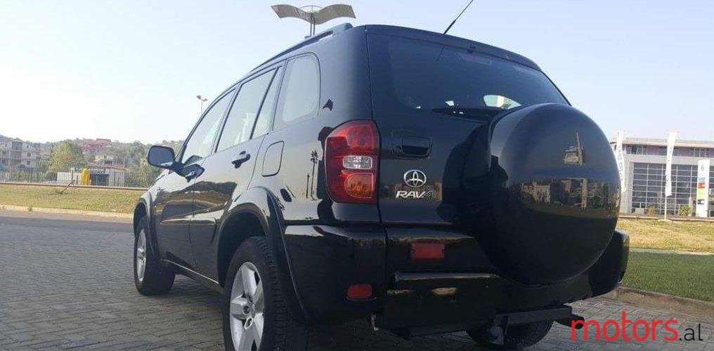 2004' Toyota RAV4 photo #2