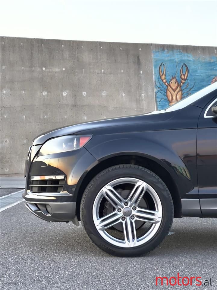 2010' Audi Q7 photo #6