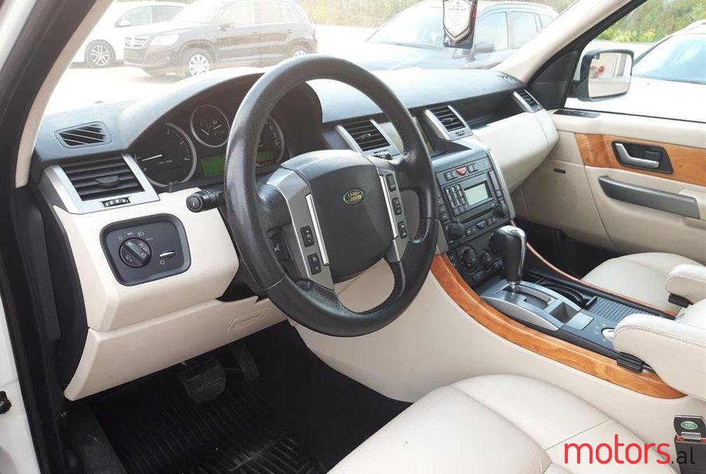 2007' Land Rover Range Rover Sport photo #2