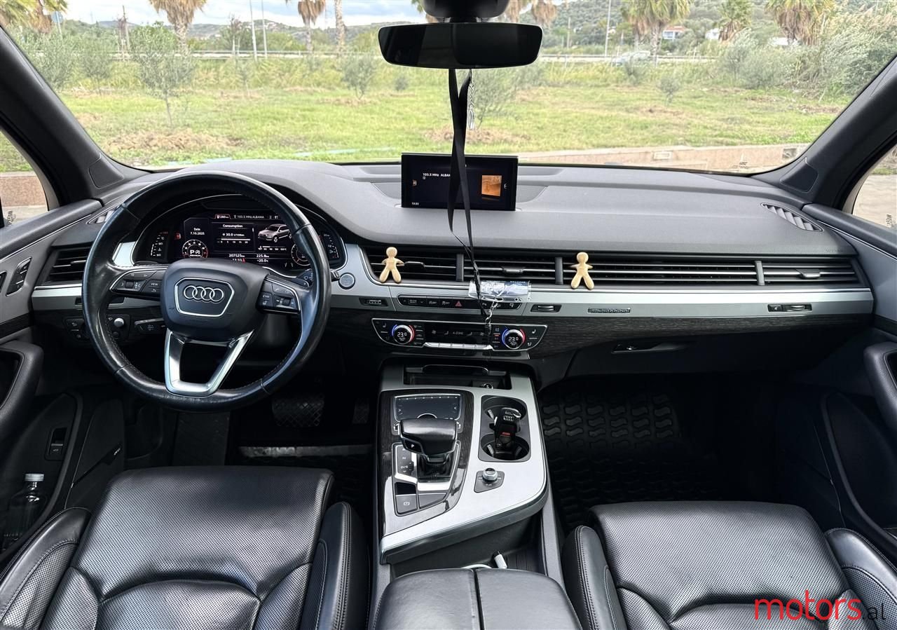 2018' Audi Q7 photo #2