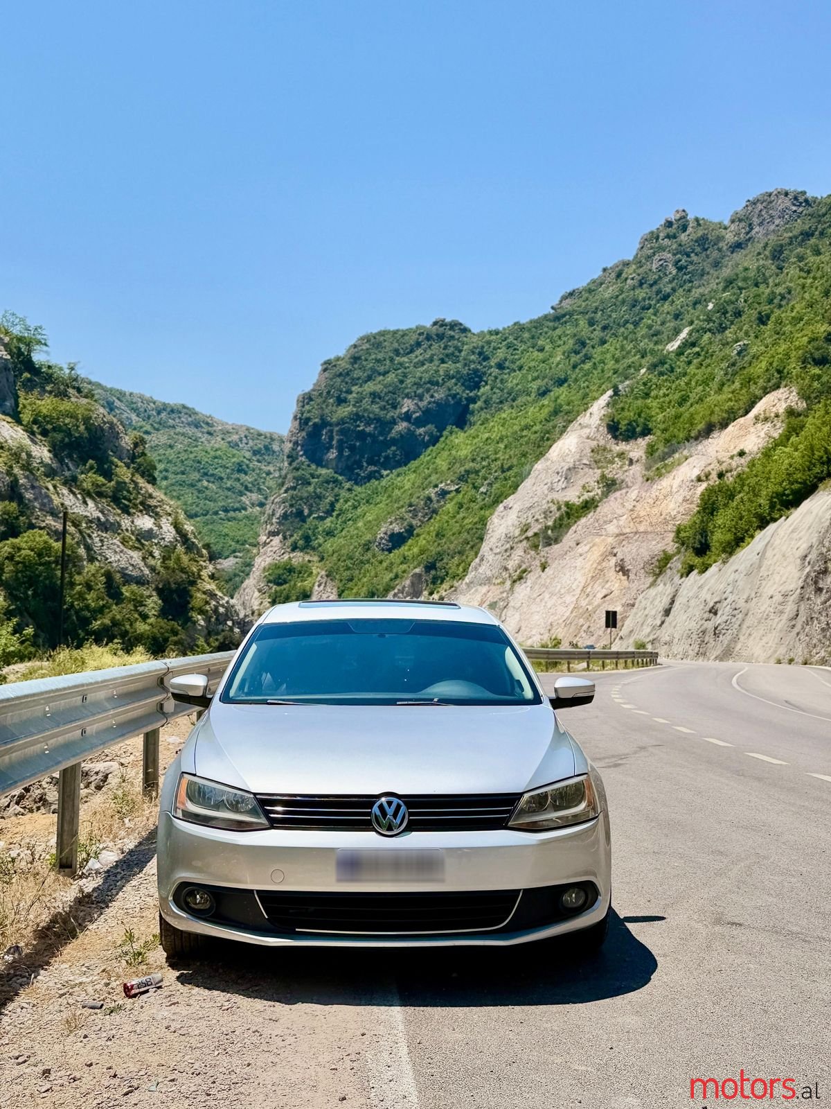 2012' Volkswagen Jetta photo #1