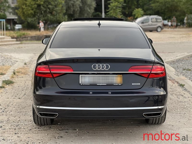 2014' Audi A8 photo #6