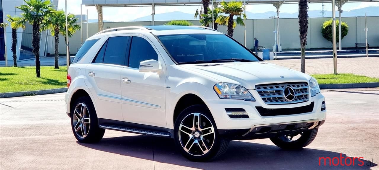 2011' Mercedes-Benz ML 350 photo #6