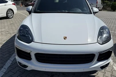 2015' Porsche Cayenne