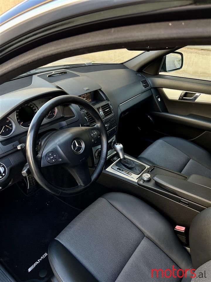 2008' Mercedes-Benz C 200 photo #2