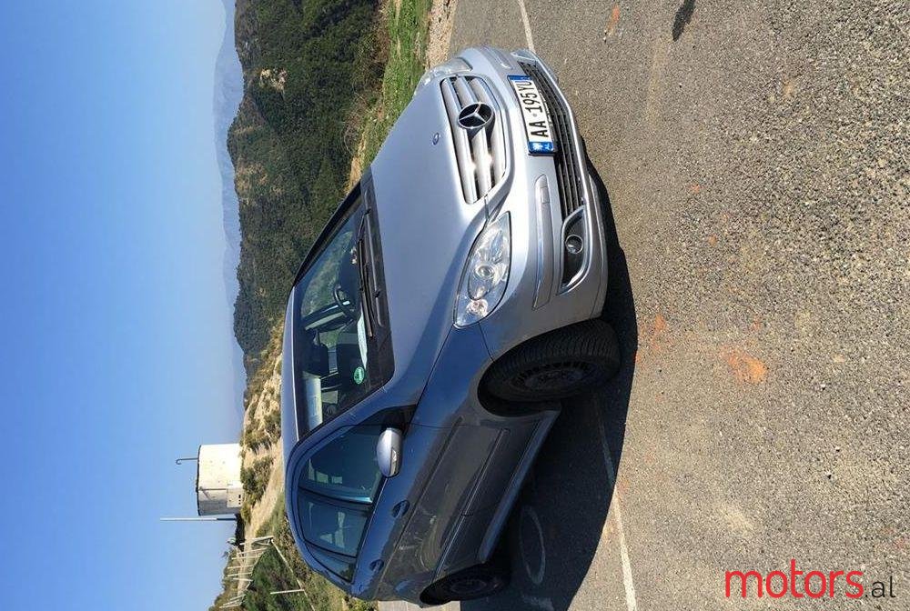 2005' Mercedes-Benz B 180 photo #1