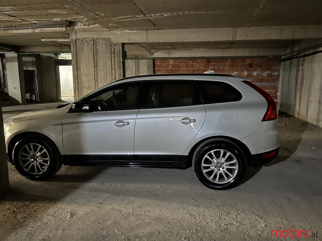 2010' Volvo Xc 60 photo #3