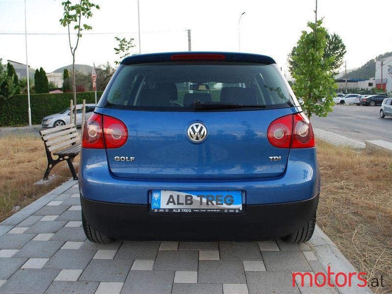 2005' Volkswagen Golf photo #4