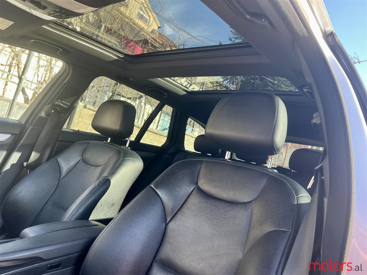 2012' Mercedes-Benz C 250 photo #3