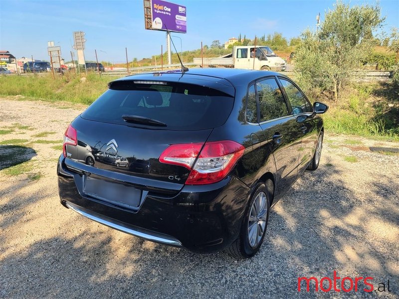 2014' Citroen C4 photo #3