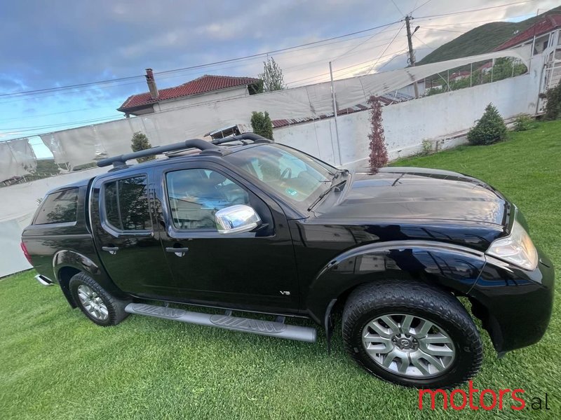 2011' Nissan Navara photo #4