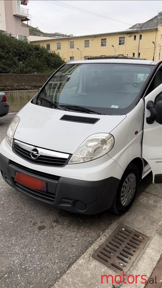 2007' Opel Vivaro photo #1