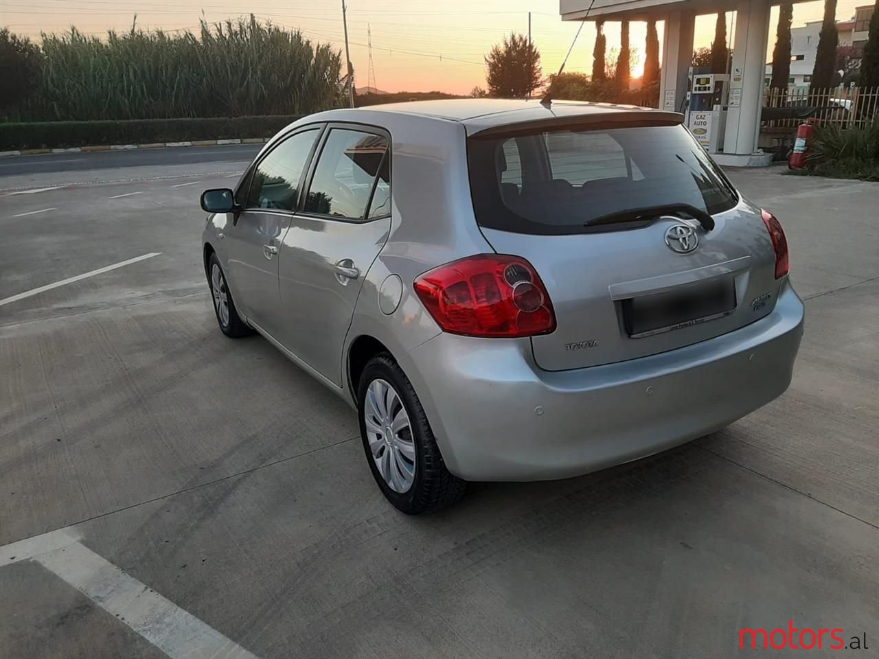 2008' Toyota Auris photo #5