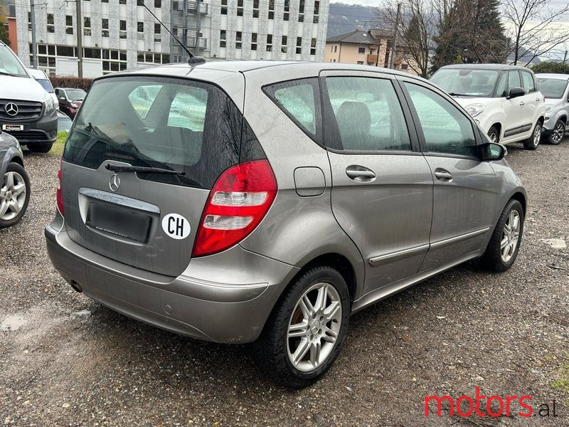 2005' Mercedes-Benz A 170 photo #2