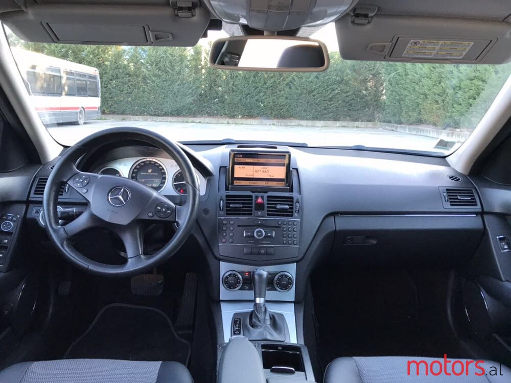 2007' Mercedes-Benz C-Class Mercedes Benz C220 CDI AVANTGA photo #2