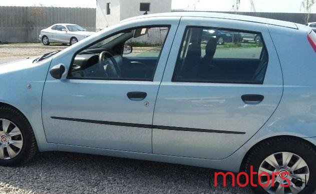 2001' Fiat Punto photo #1
