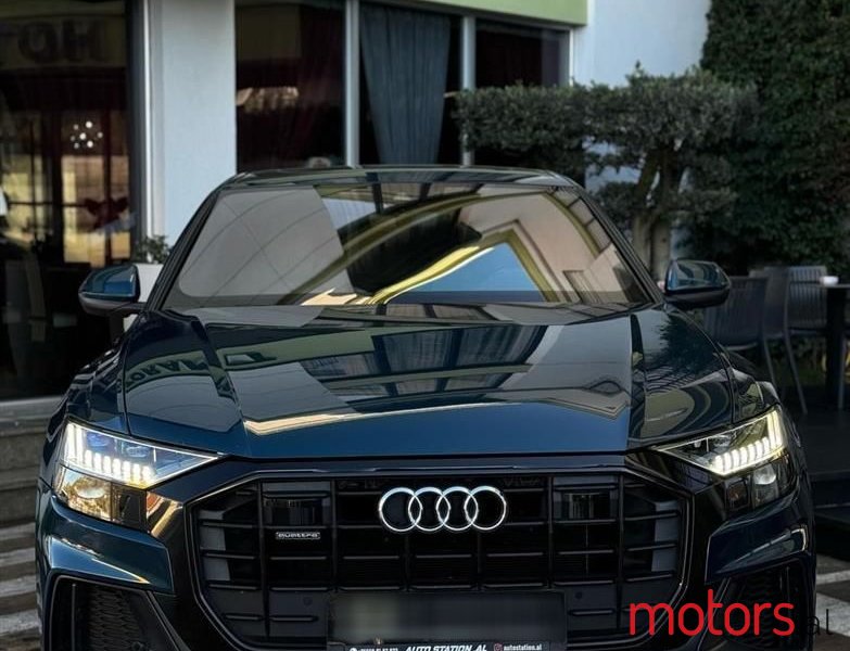 2019' Audi Q8 photo #3